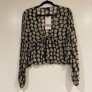 Zara “The Gina Blouse” Daisy print
